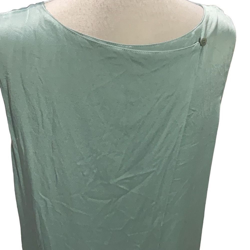 Maliparmi Green Split Button Back V Neck Sleevele… - image 5